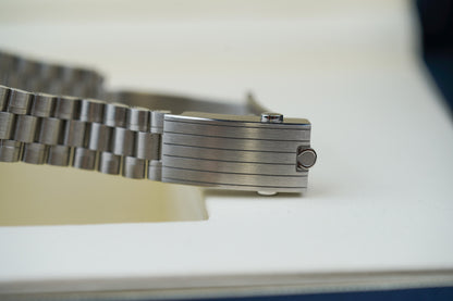 Omega Speedmaster “Silver Snoopy Award” 310.32.42.50.02.001 Moonwatch