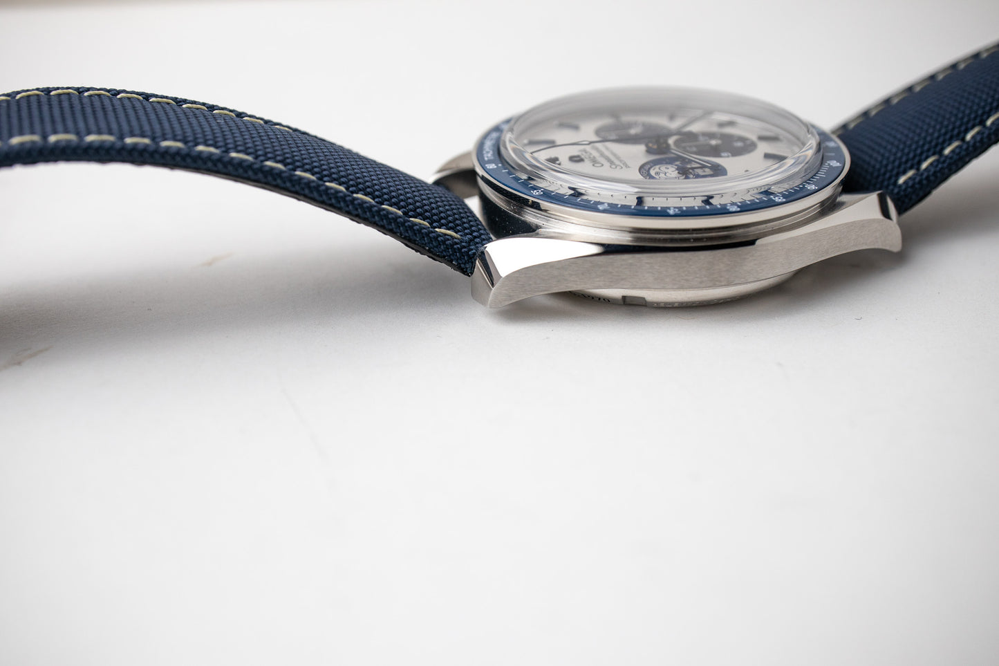Omega Speedmaster “Silver Snoopy Award” 310.32.42.50.02.001