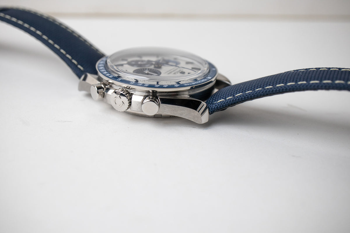 Omega Speedmaster “Silver Snoopy Award” 310.32.42.50.02.001