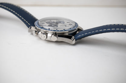 Omega Speedmaster “Silver Snoopy Award” 310.32.42.50.02.001