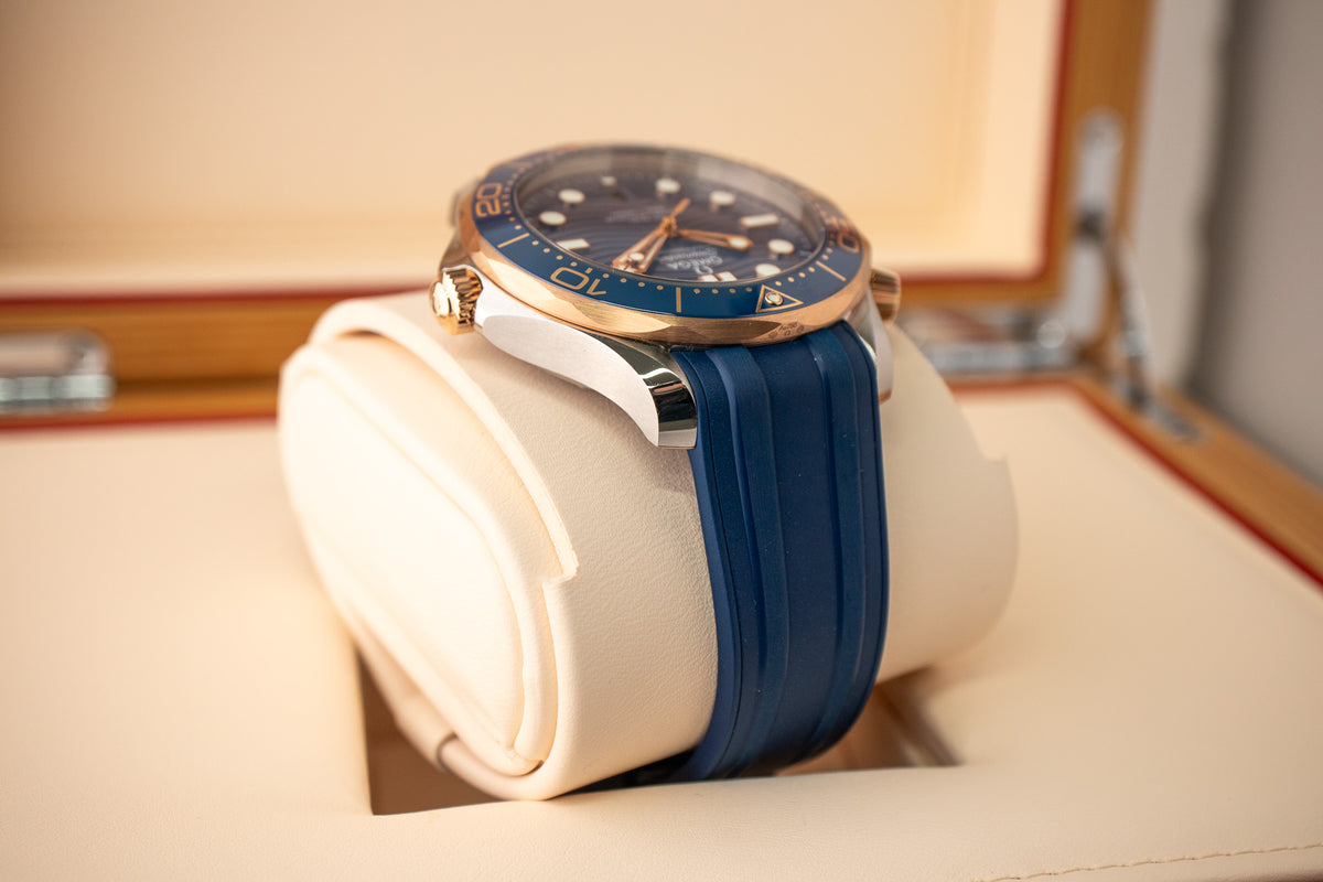 Omega Seamaster 300M Sedna Gold 210.22.42.20.03.002