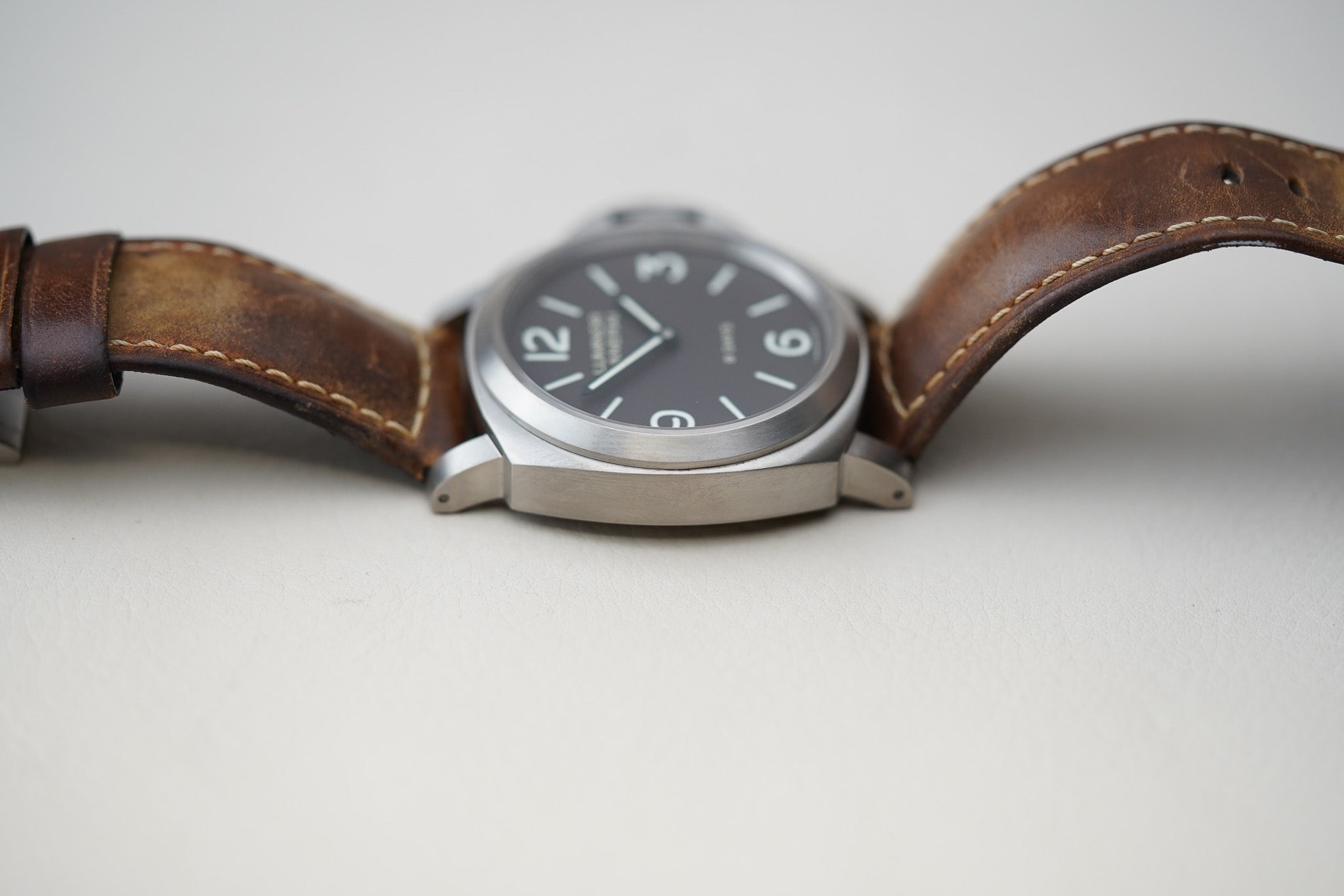 Panerai Luminor Base 8 Days 'Titanio' PAM00562