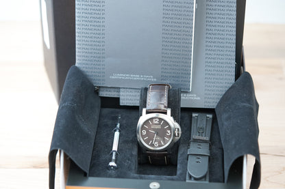 Panerai Luminor Base 8 Days 'Titanio' PAM562