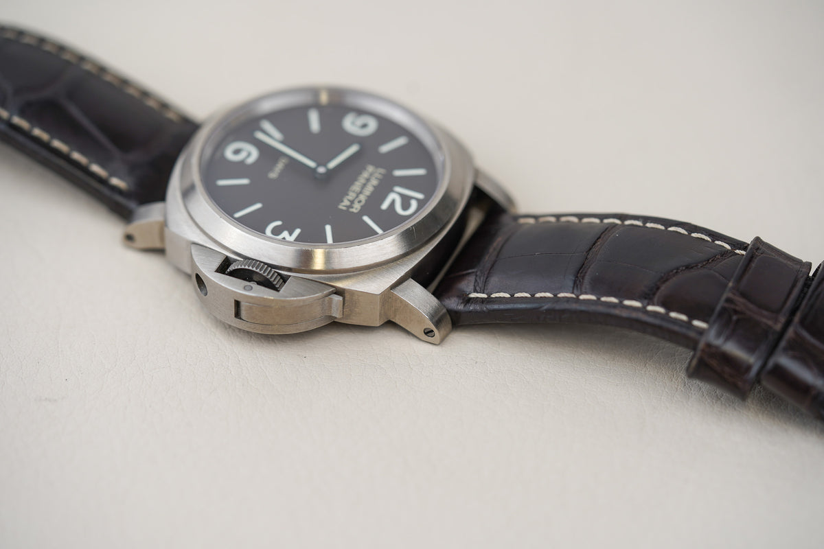 Panerai Luminor Base 8 Days 'Titanio' PAM562