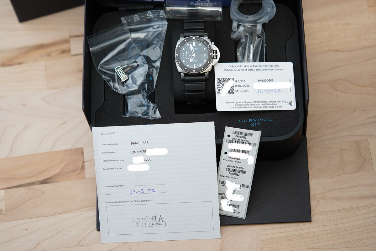 Panerai Luminor Submersible PAM00683