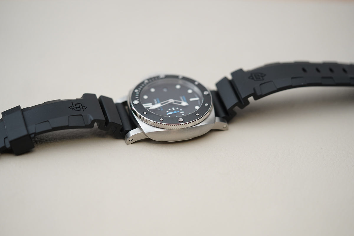 Panerai Luminor Submersible PAM00683