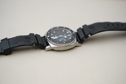 Panerai Luminor Submersible PAM00683