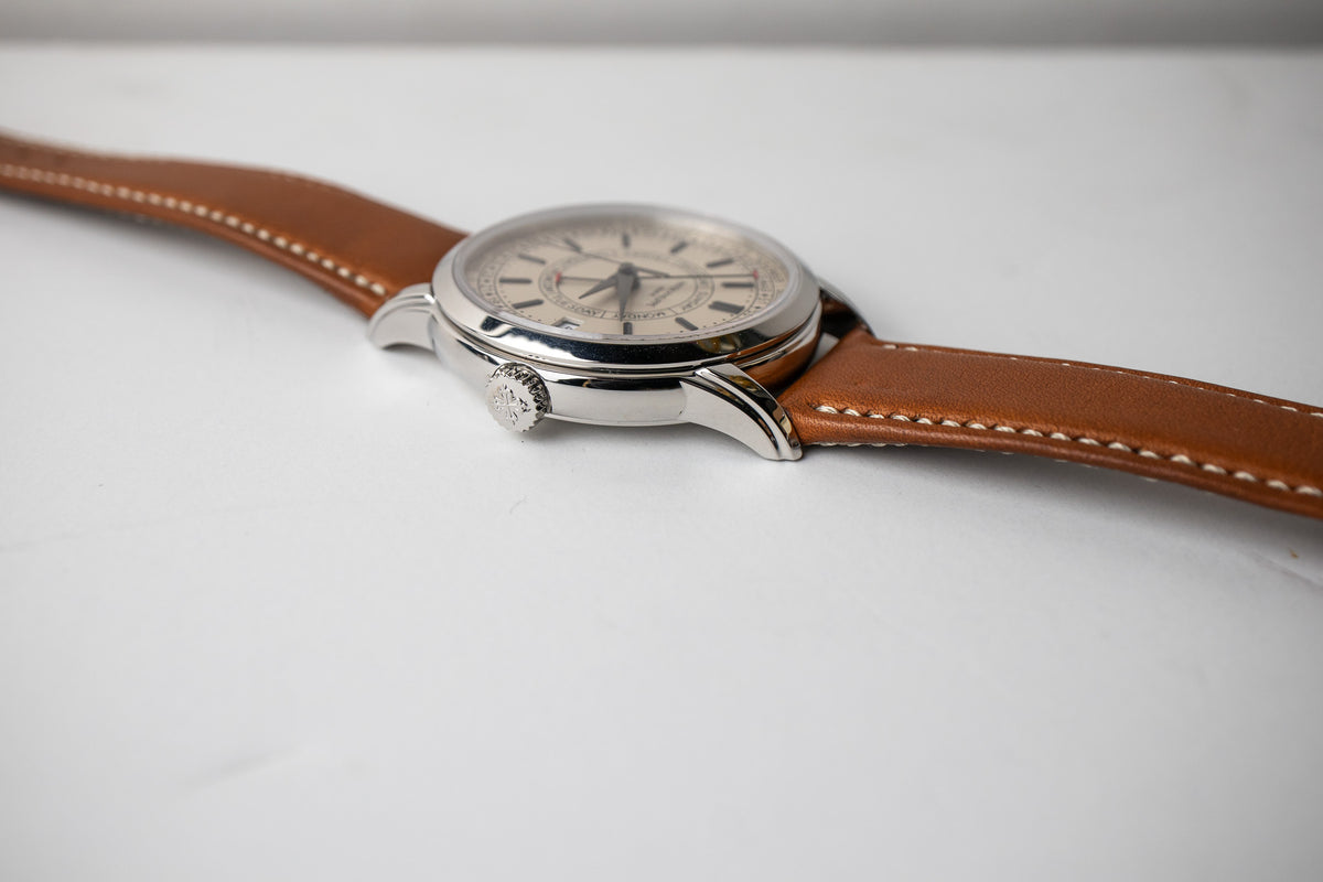 Patek Philippe Calatrava Weekly Calendar 5212A