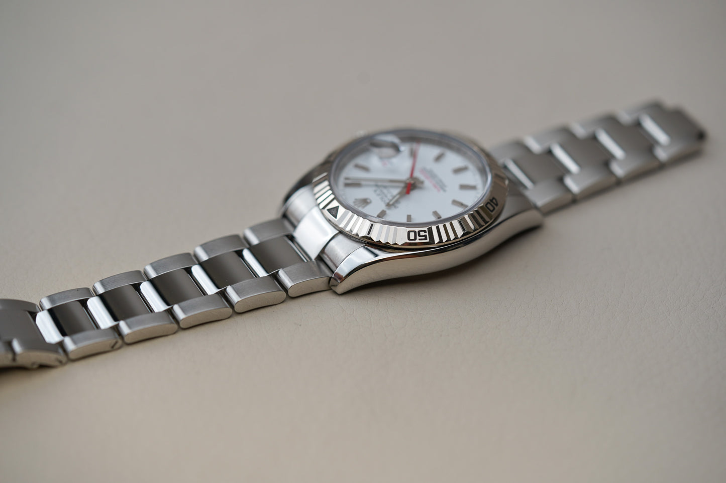 Rolex Datejust Turn-O-Graph White Dial 116264 Oyster