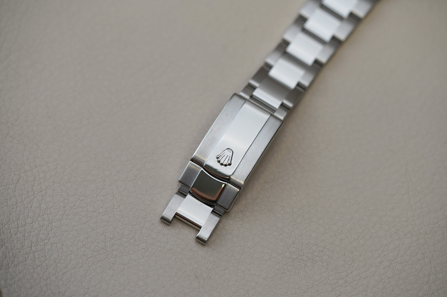 Rolex Datejust Turn-O-Graph White Dial 116264 Oyster