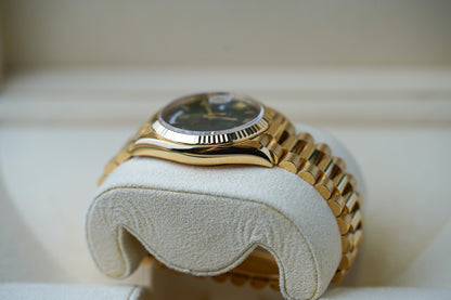 Rolex Day-Date 36mm Yellow Gold Green Ombre Roman 128238