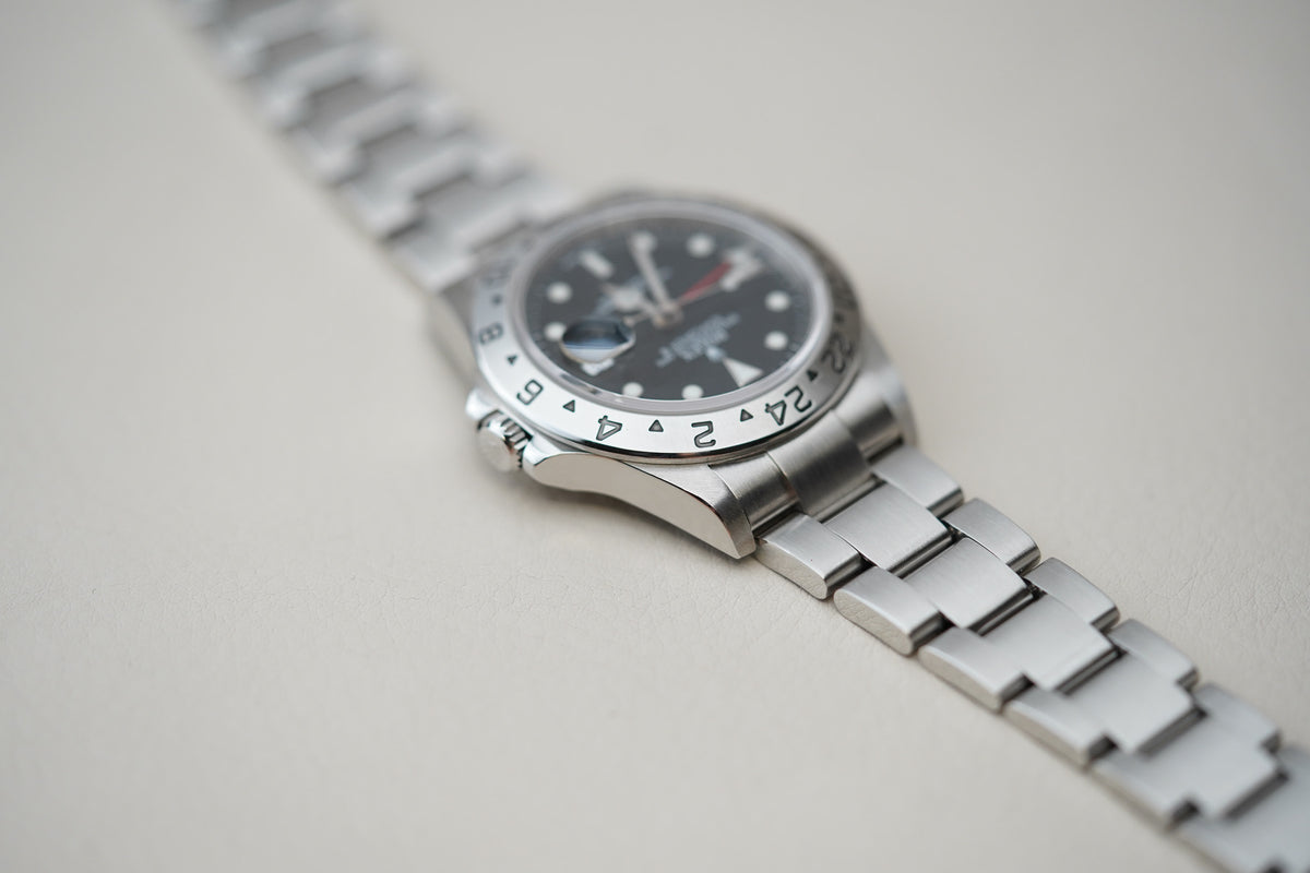 Rolex Explorer II 16570 Black 'Engraved Rehaut'