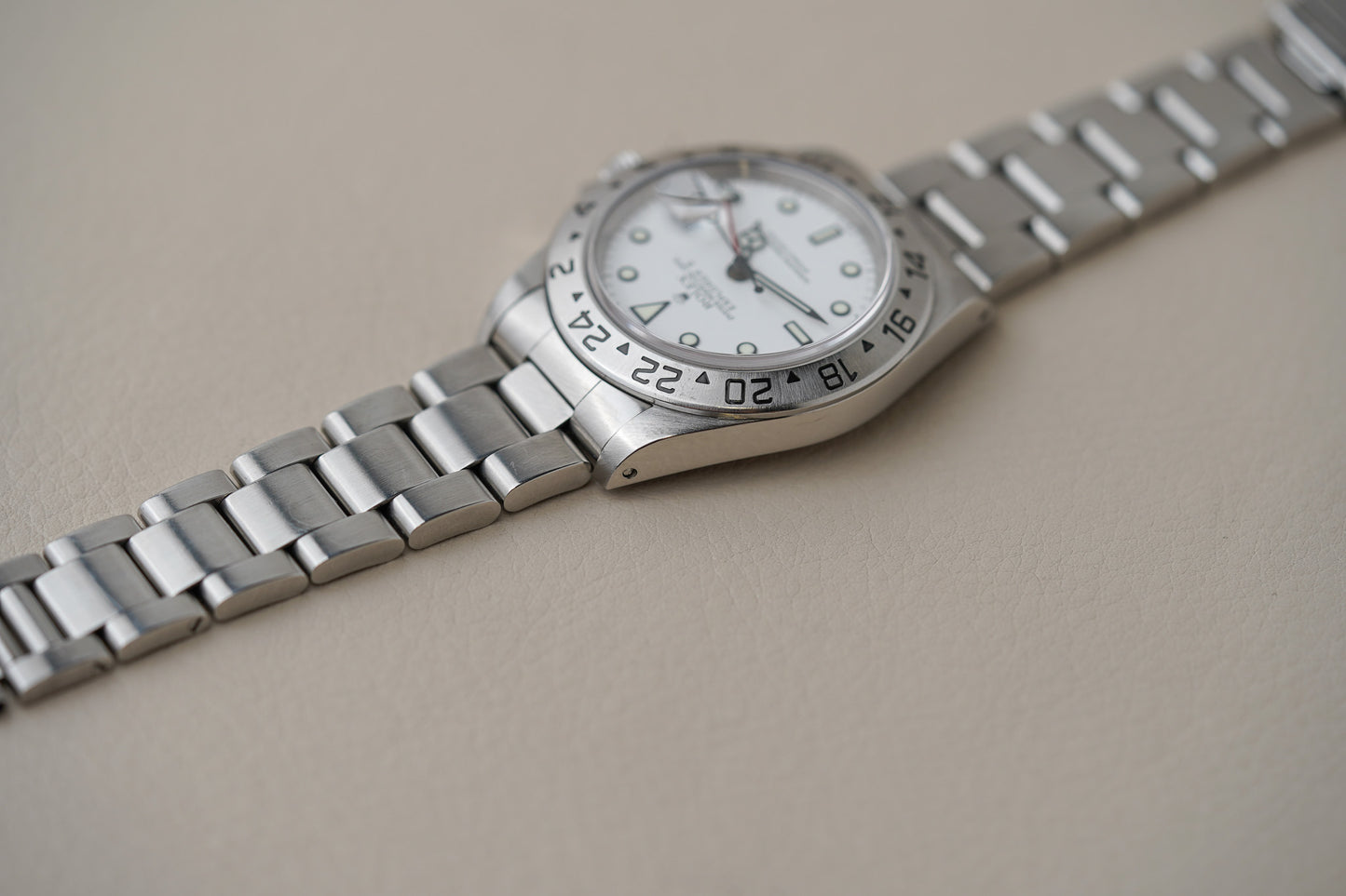 Rolex Explorer II 16570 Polar