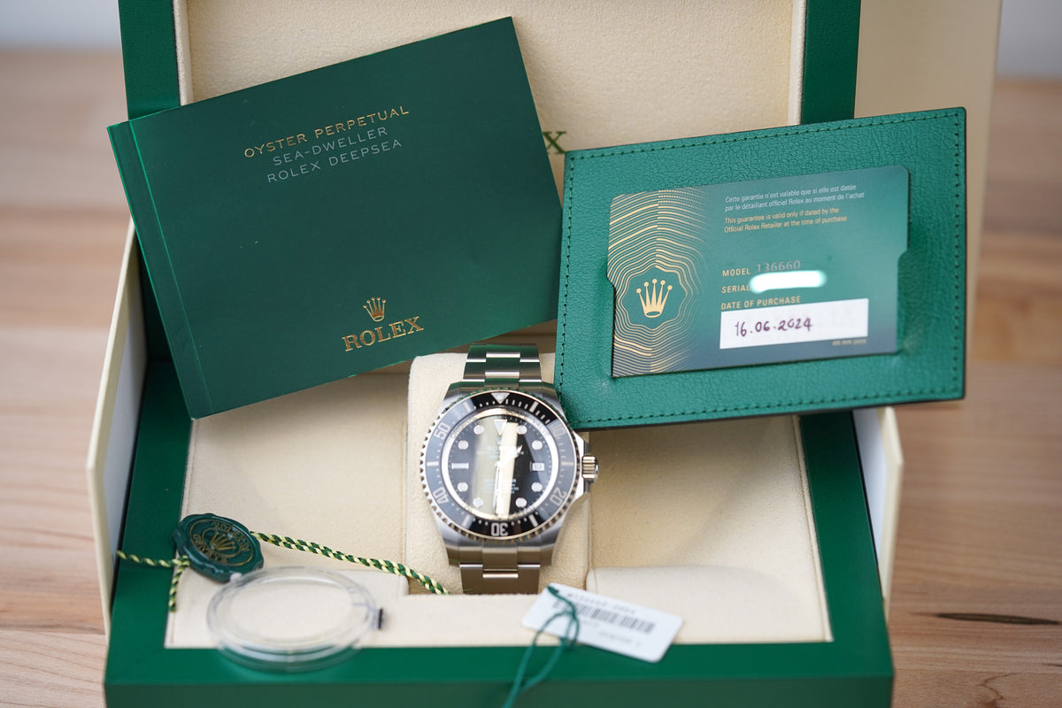 Rolex Sea-Dweller Black 136660