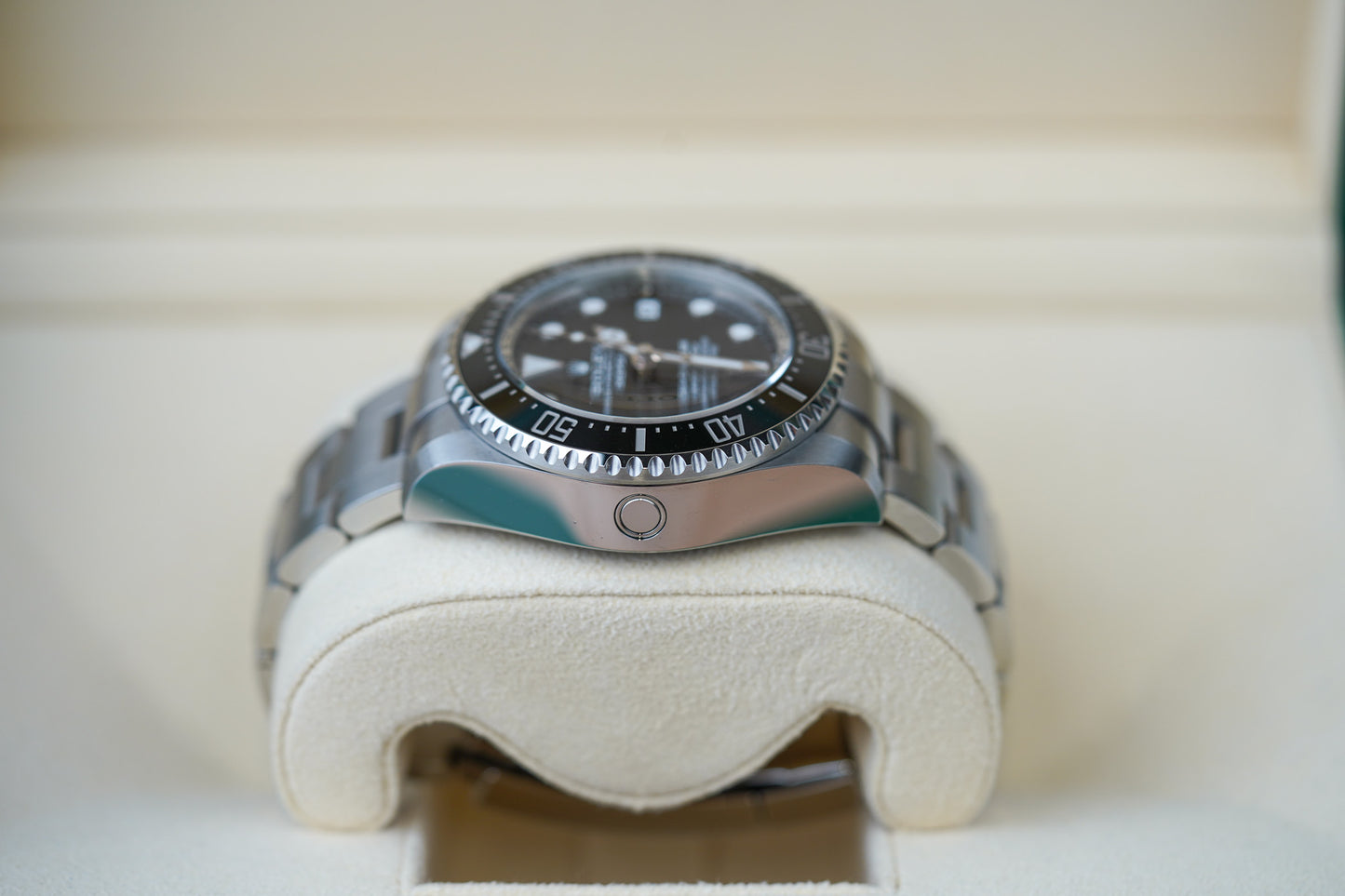 Rolex Sea-Dweller Black 136660