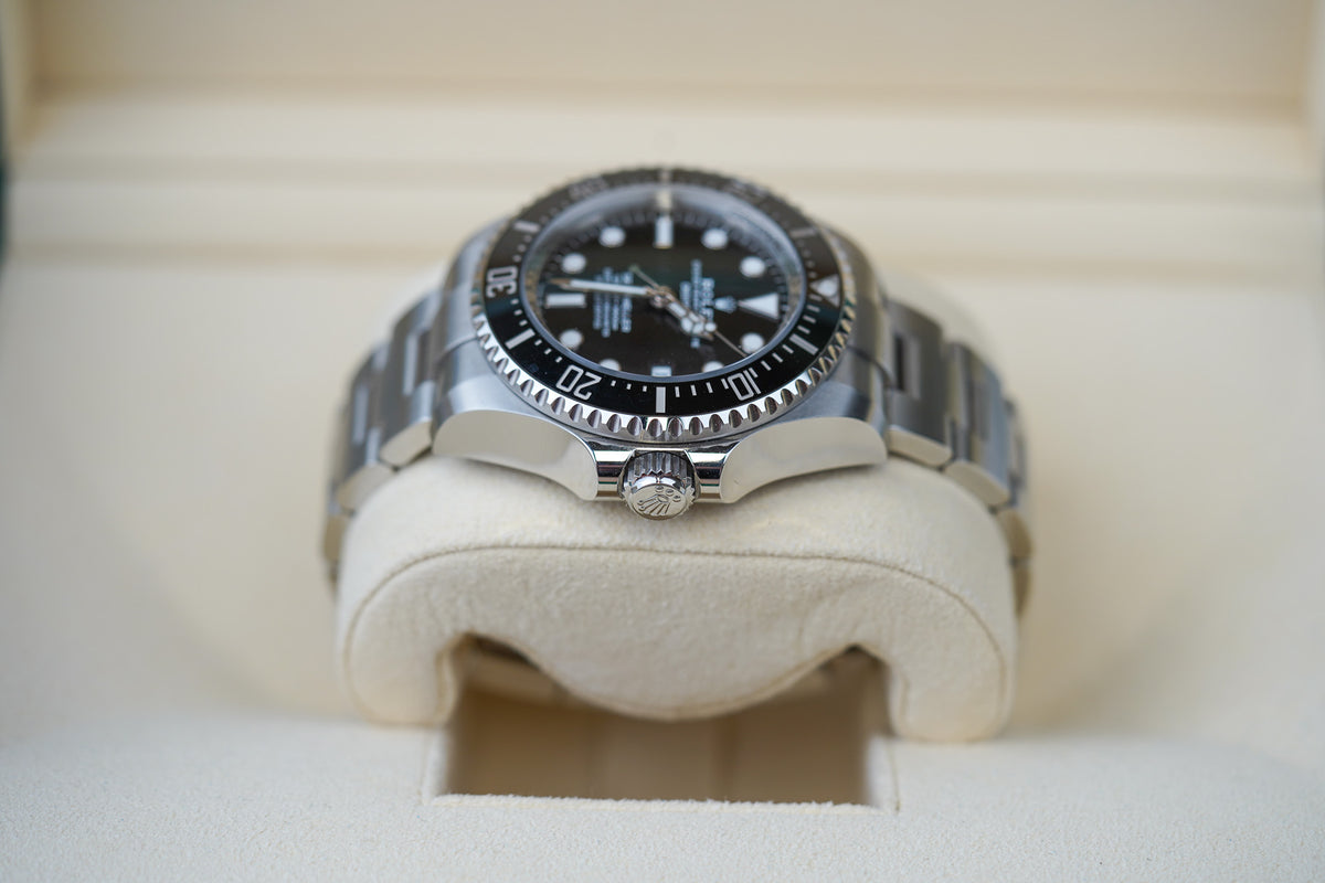 Rolex Sea-Dweller Black 136660