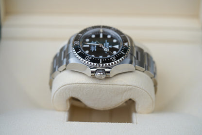 Rolex Sea-Dweller Black 136660