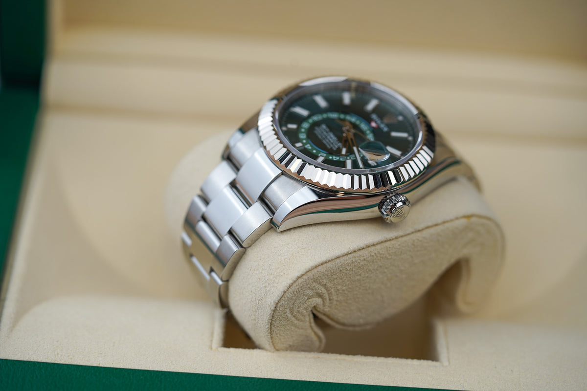 Rolex Sky-Dweller 336934 Mint Dial