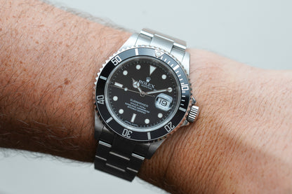 Rolex Submariner 16610T "Engraved" Black