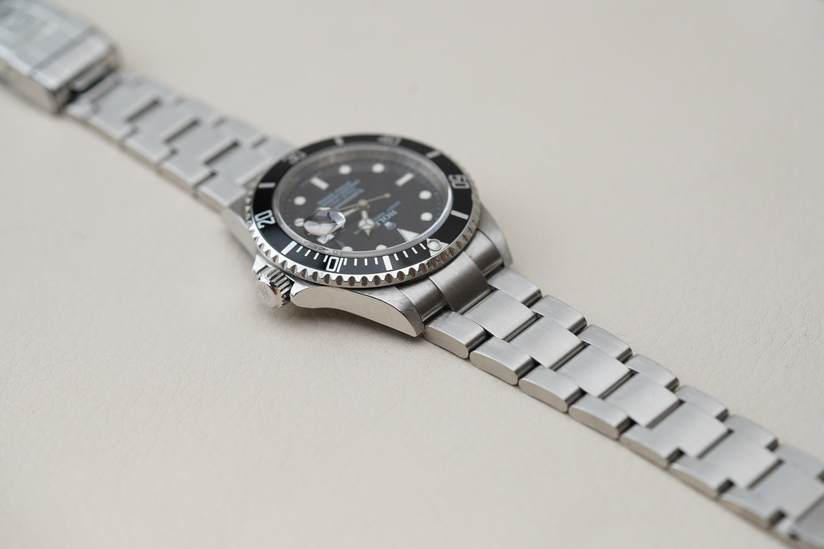 Rolex Submariner 16610T "Engraved"