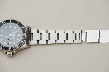 1990 Rolex Submariner Date 16610
