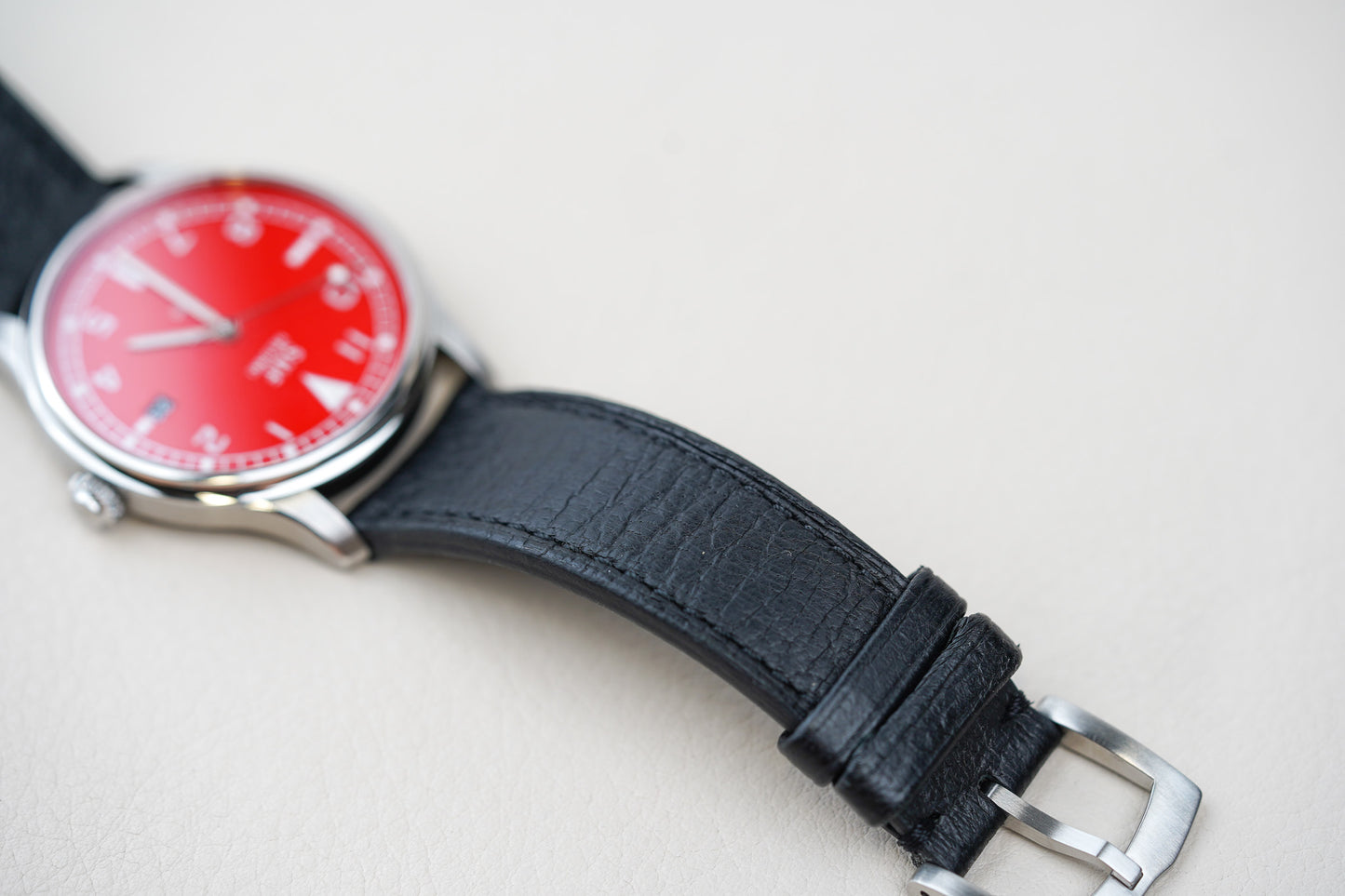 S.U.F Helsinki 180C Red Dial