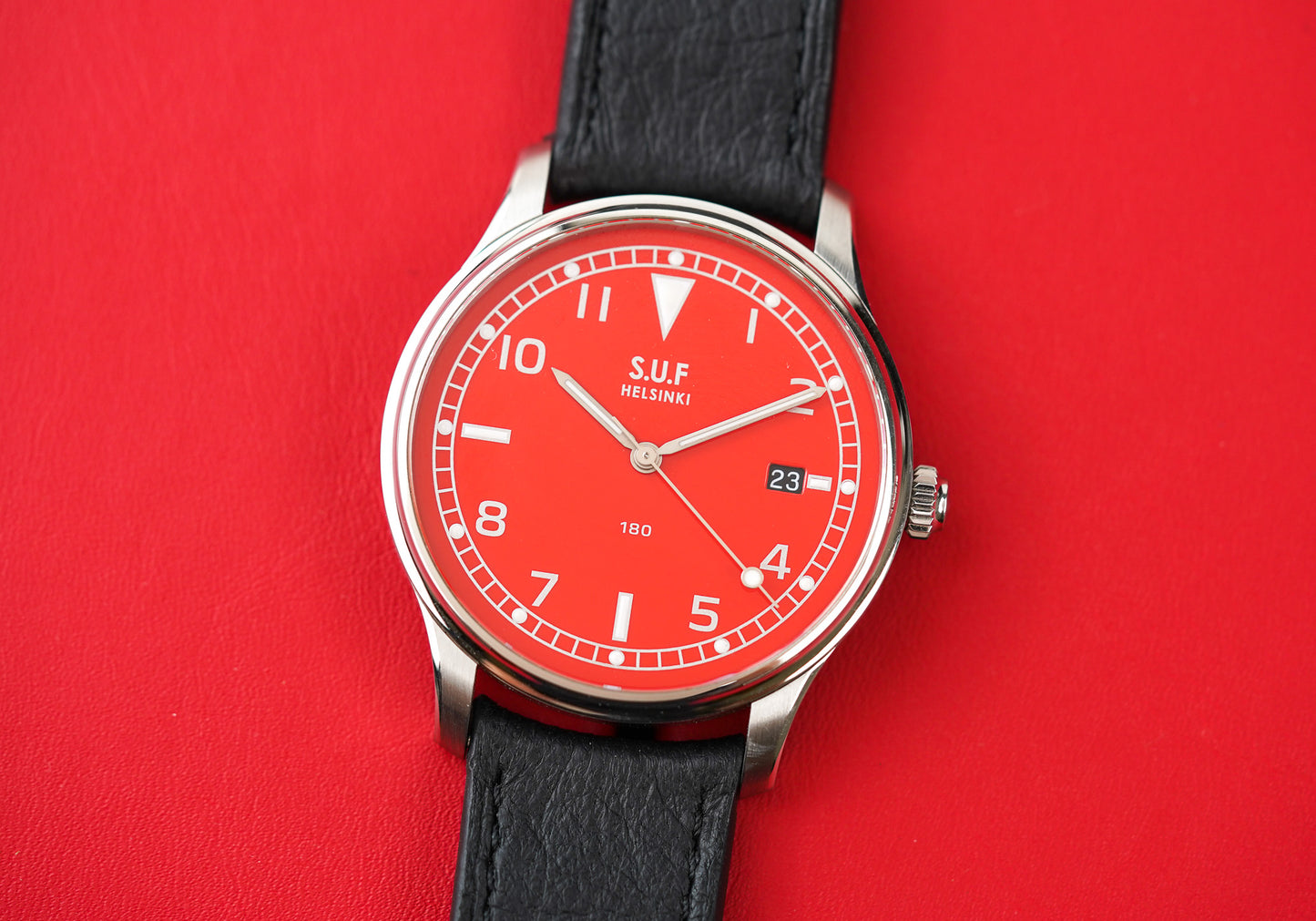 S.U.F Helsinki 180C Red Dial