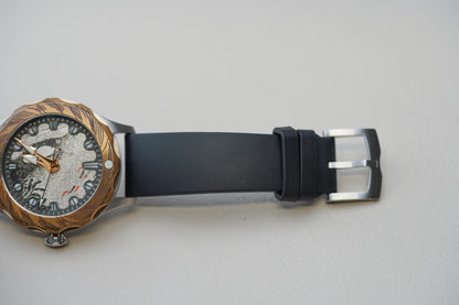 S.U.F Helsinki X Moomin Bronze Diver Rose Gold
