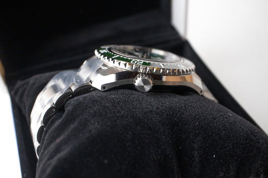 Seiko Prospex Sea GMT SPB381