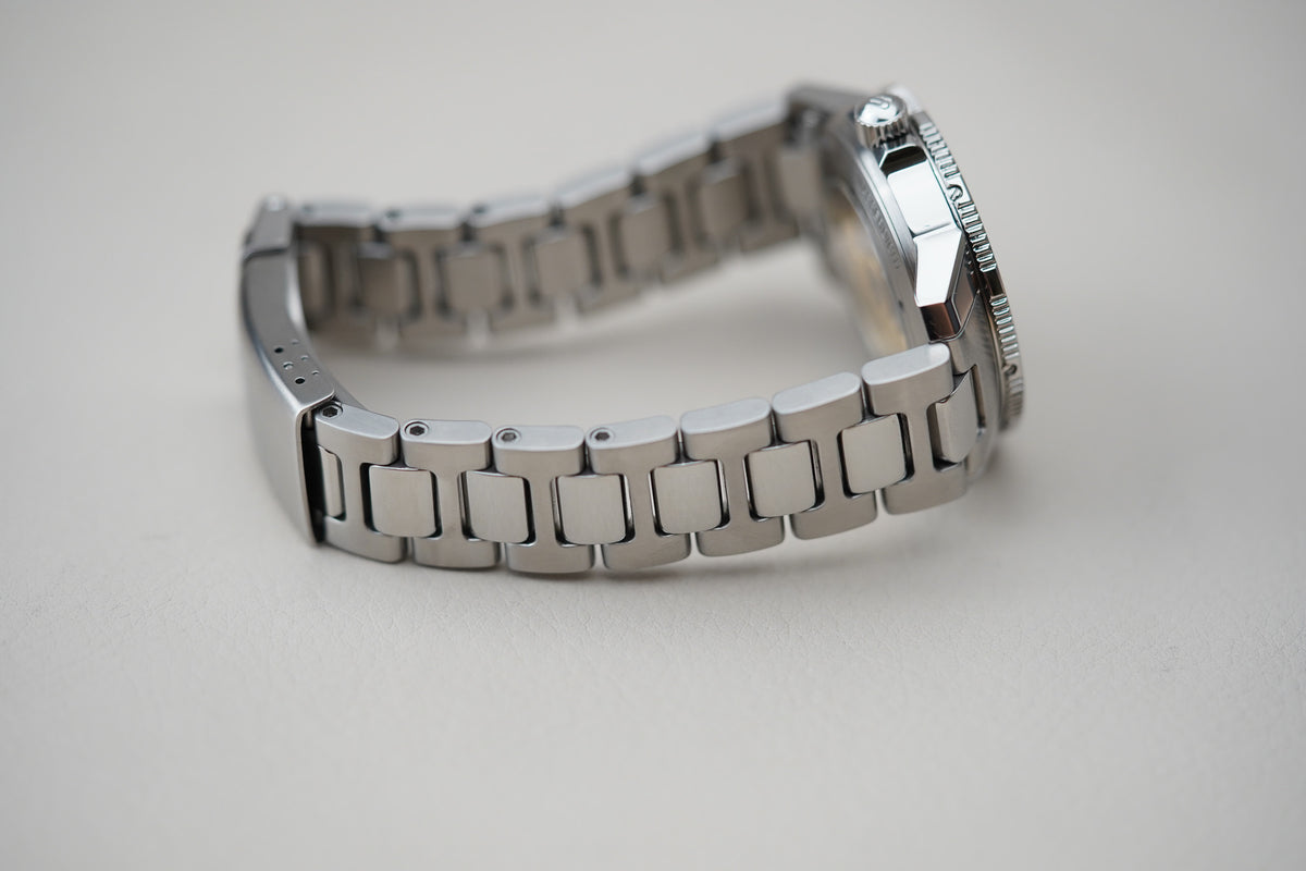 Sinn 104 I ST SA White