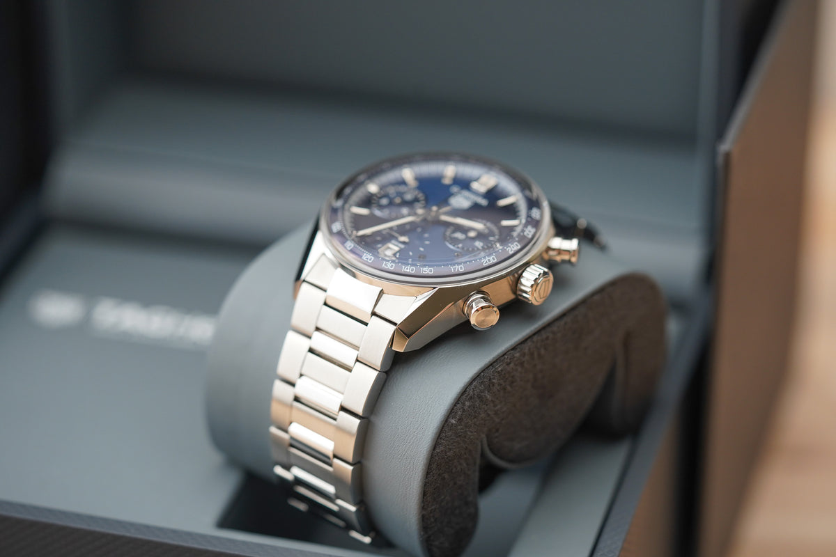 Tag Heuer Carrera Chronograph 39mm Blue Glassbox CBS2212.BA0048
