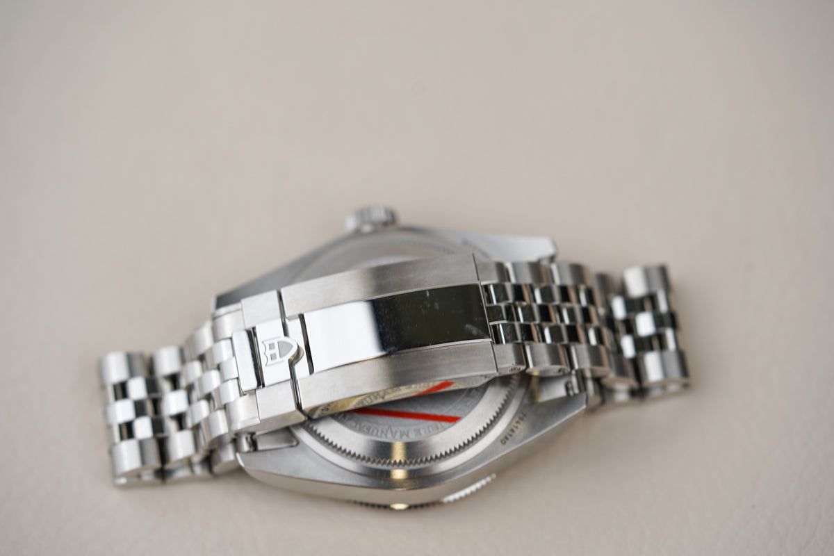 Tudor Black Bay 41 Red 7941A1A0RU Diver