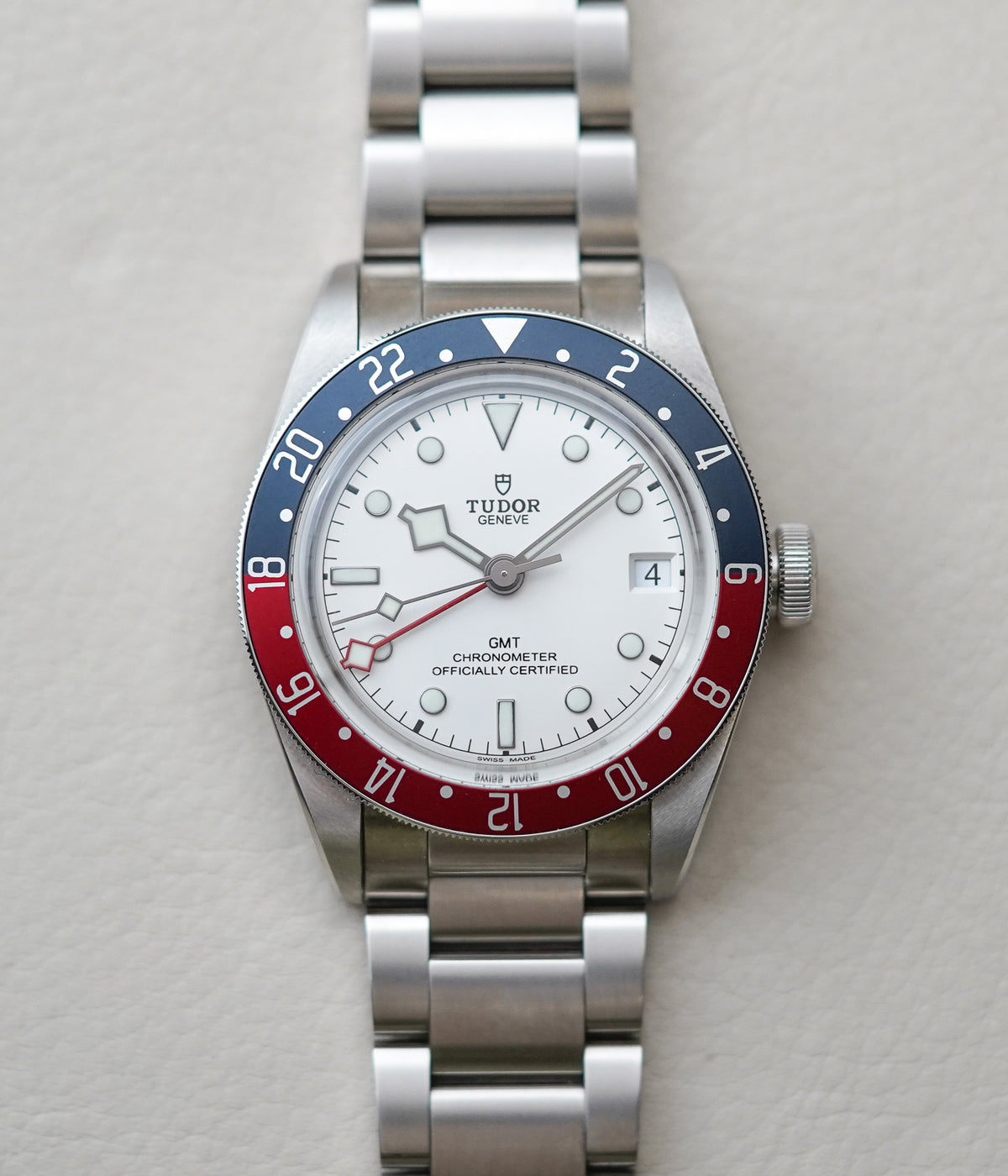 Tudor Black Bay GMT Opaline Pepsi 79830RB