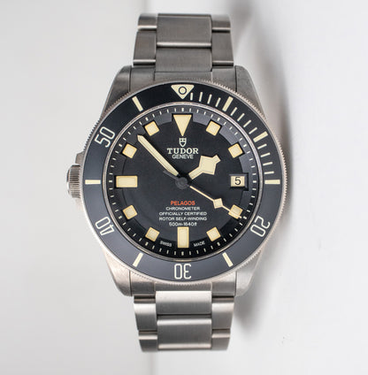 Tudor Pelagos LHD 25610T