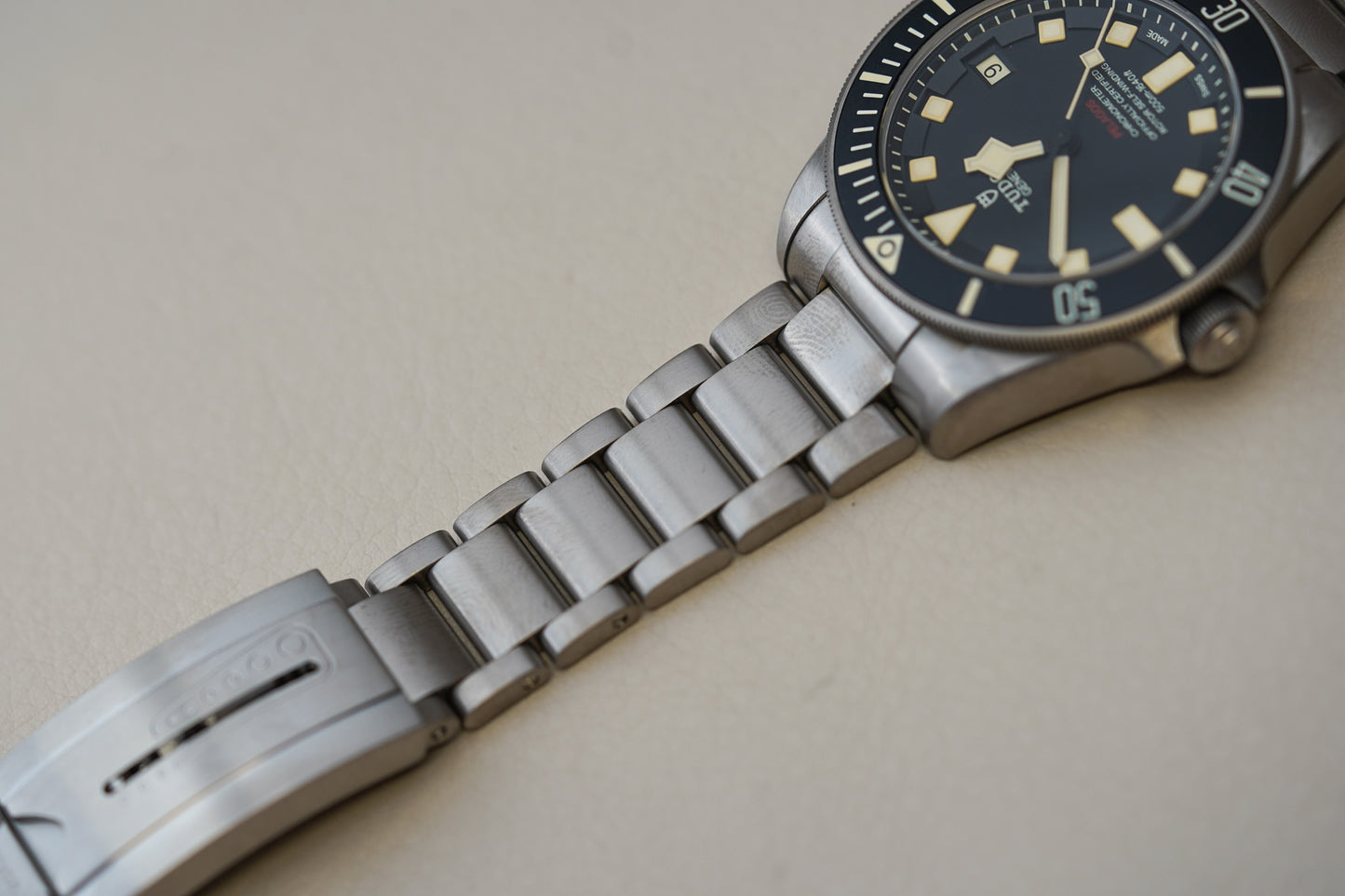Tudor Pelagos LHD 25610T