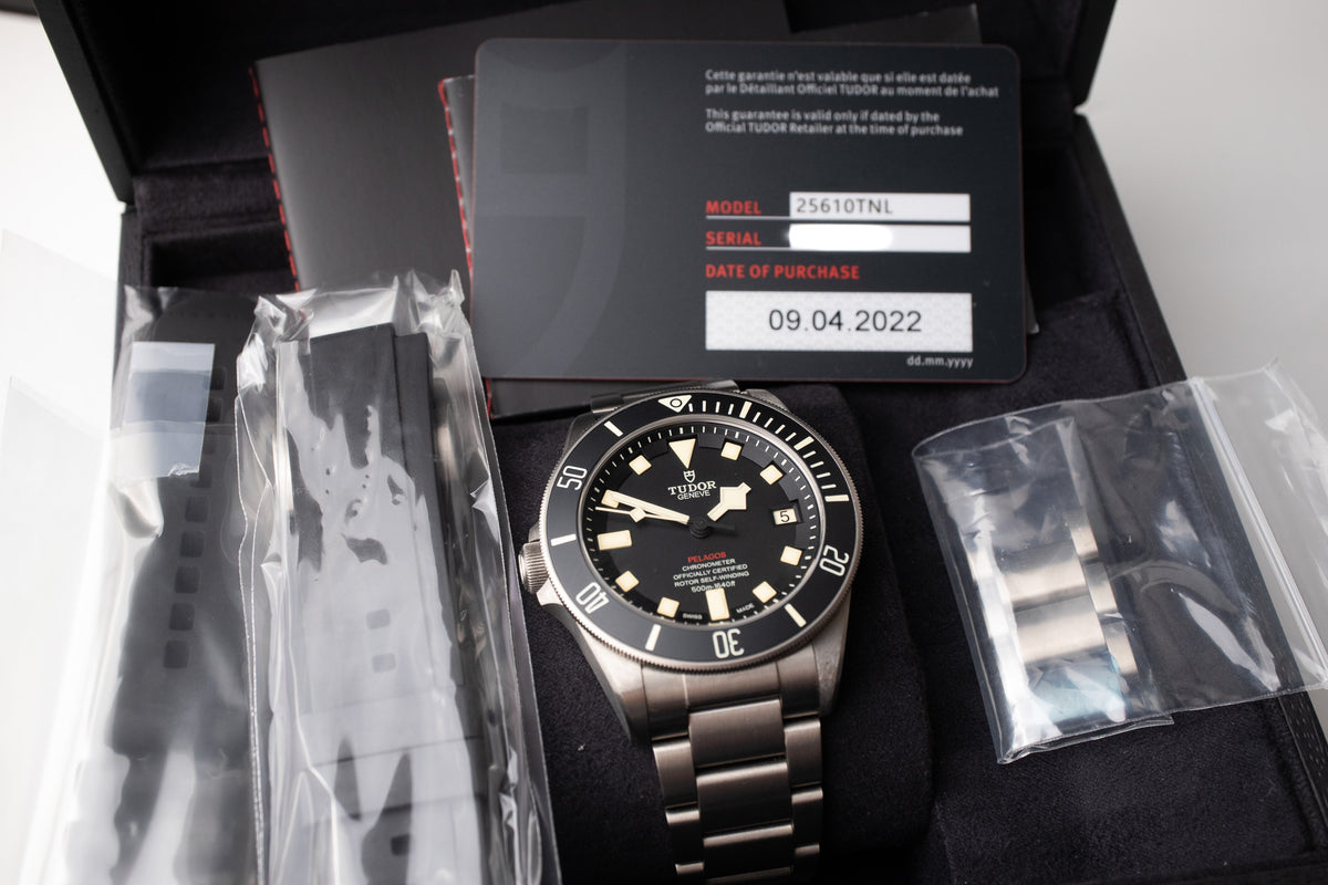 Tudor Pelagos LHD 25610T