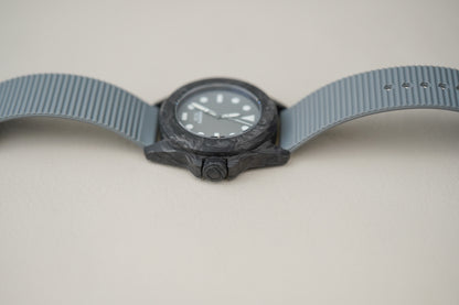 Unimatic x Hodinkee Modello Quattro Carbon U4S-C-H