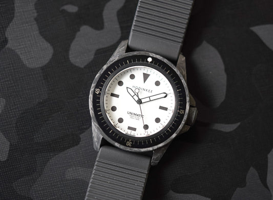 Unimatic x Hodinkee Modello Uno Carbon U1S-C-H