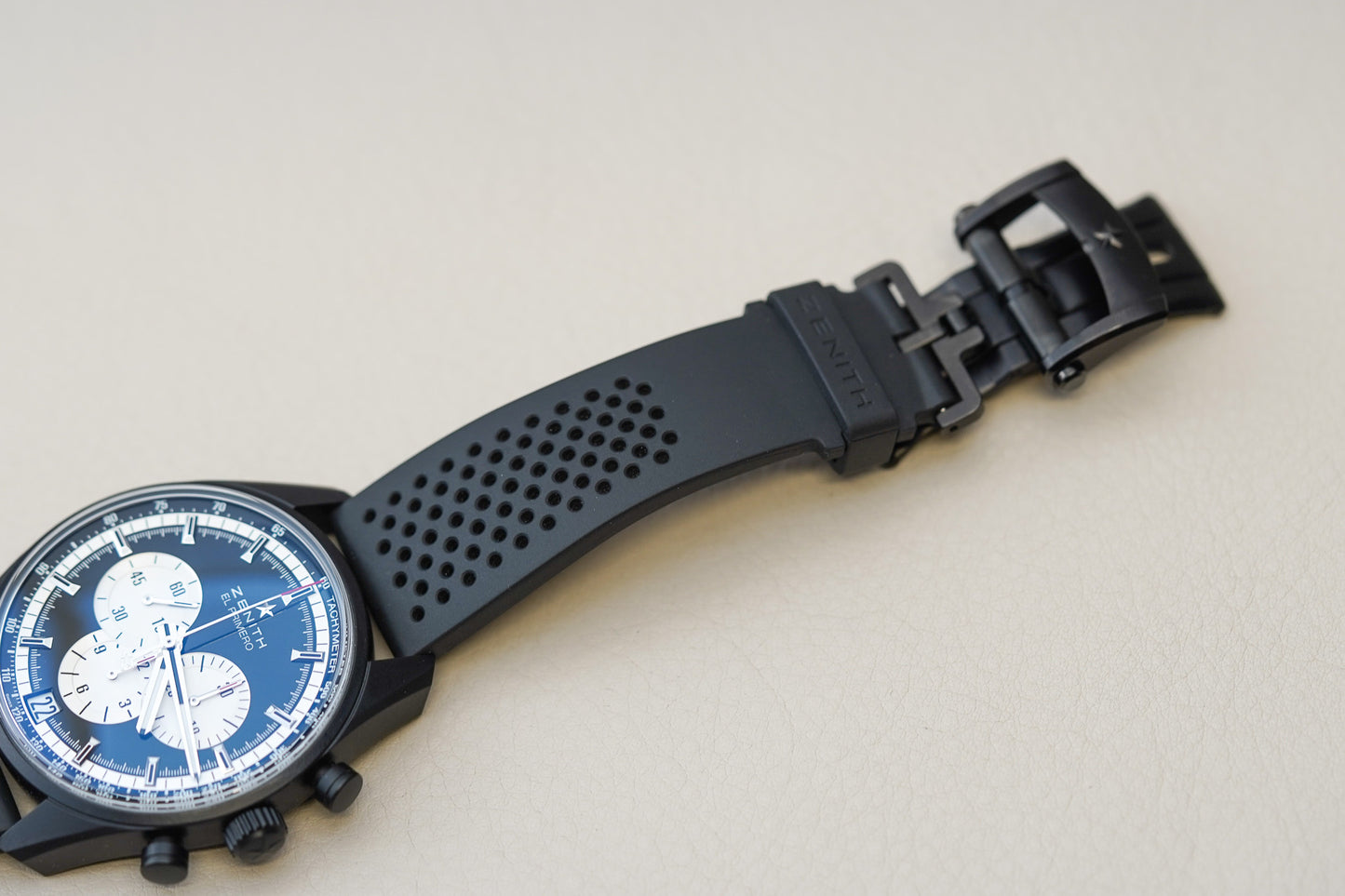 Deposit*Zenith Chronomaster El Primero 42 Aluminum Black 24.2041.400/21.R576