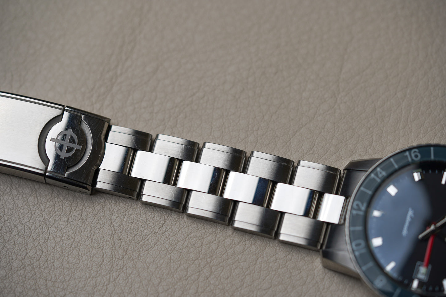 Zodiac Aerospace GMT Limited Edition ZO9400