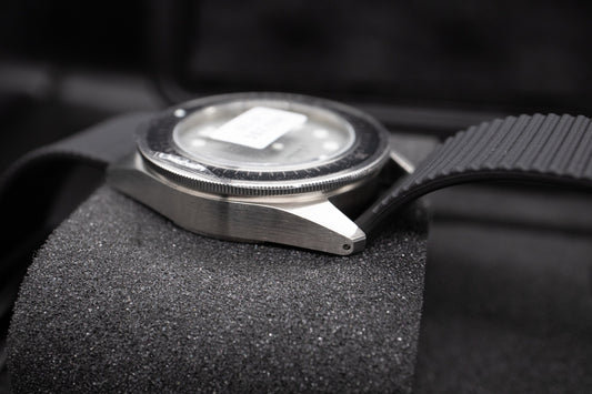 Unimatic Modello Uno U1-H Limited Edition For Hodinkee