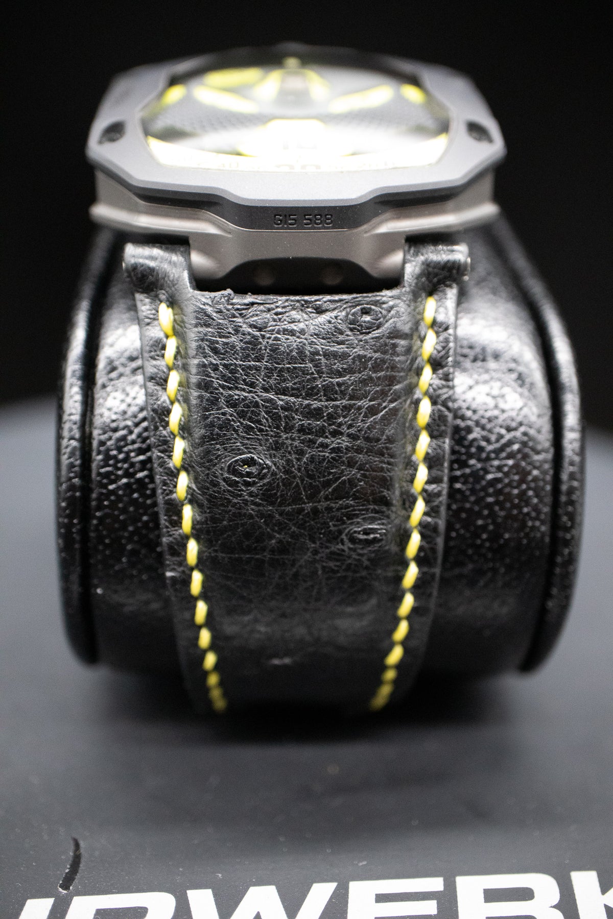 Urwerk 105 TA BLK Case/Yellow Altin Steel Ti Case Turbine Automatic Men's Watch