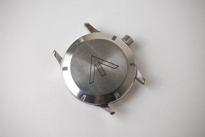 Omega Dynamic 5202.51.00 Broad arrow