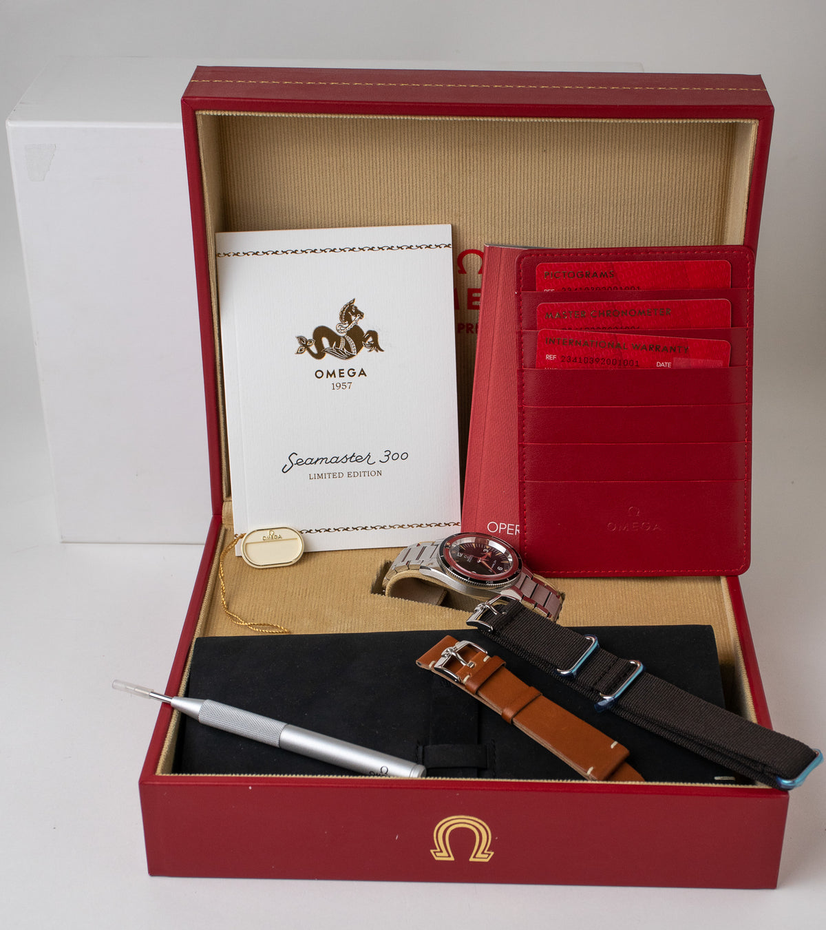 Omega Seamaster 300 1957 Trilogy 234.10.39.20.01.001
