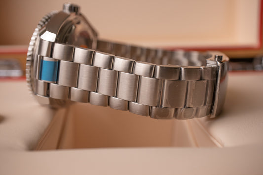 Omega Seamaster Planet Ocean GMT 43.5mm "Oreo"
