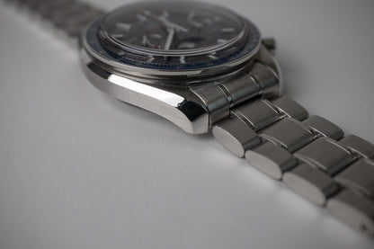 Omega Speedmaster Moonphase Co-Axial Master Chronometer