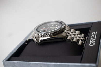 Seiko 5 SSK001 GMT Sport