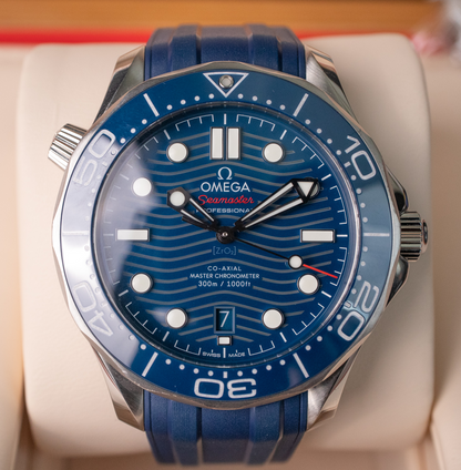 Pre-Owned: Omega Seamaster 300M